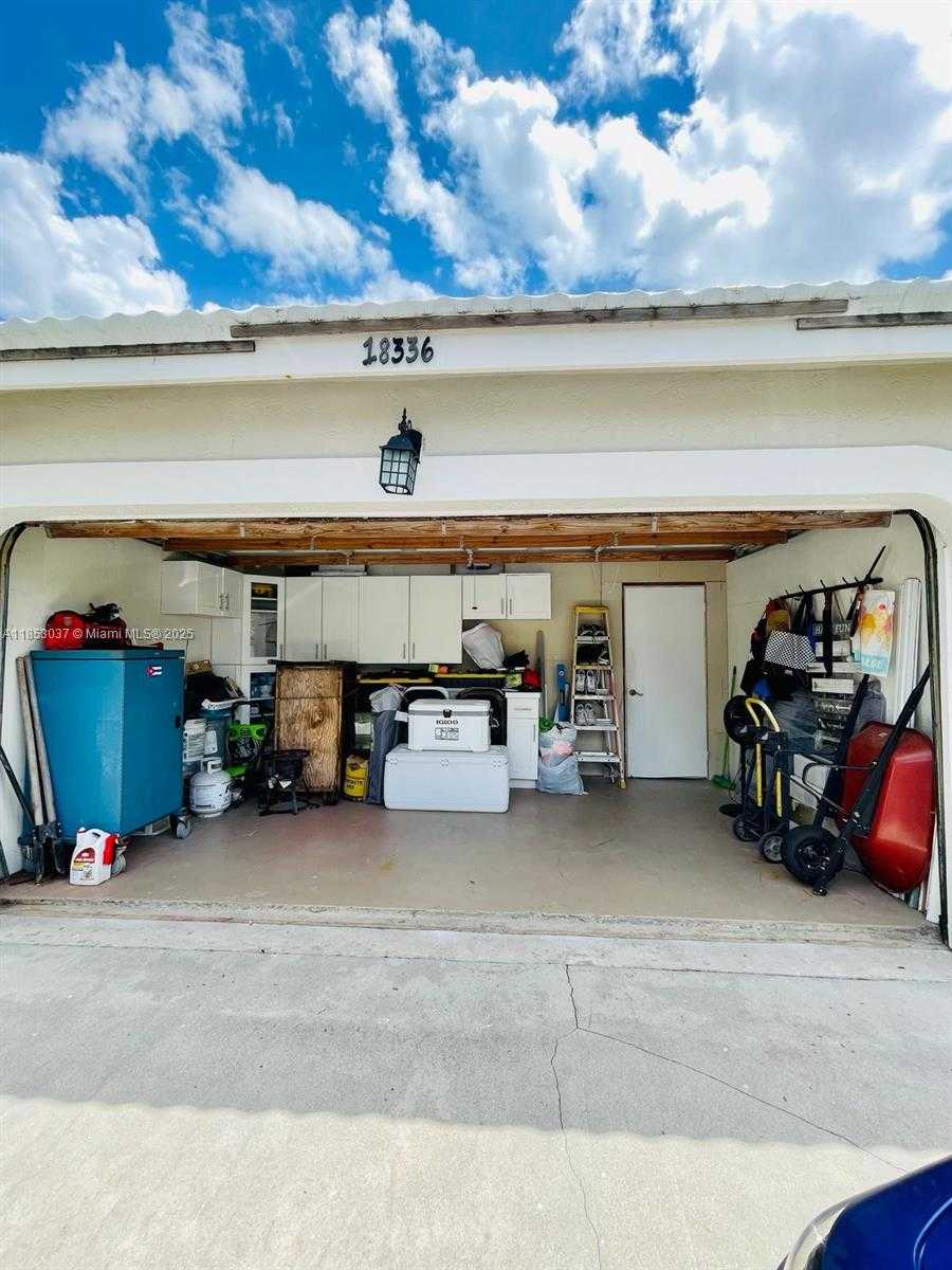 Small Image of 18336 NORTH WEST 6TH ST, Pembroke Pines Number 48