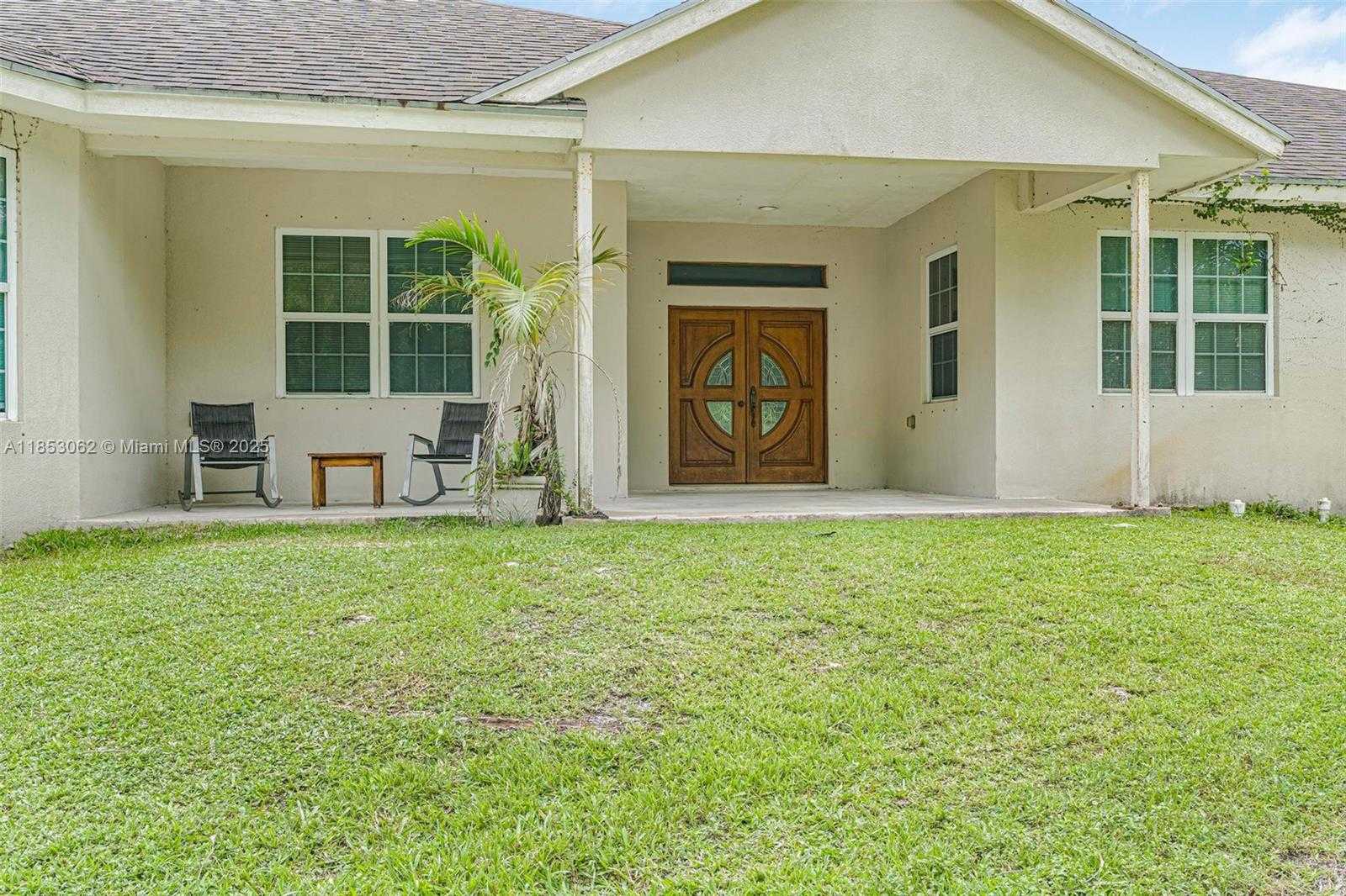 Small Image of 1640 C RD, Loxahatchee Number 2