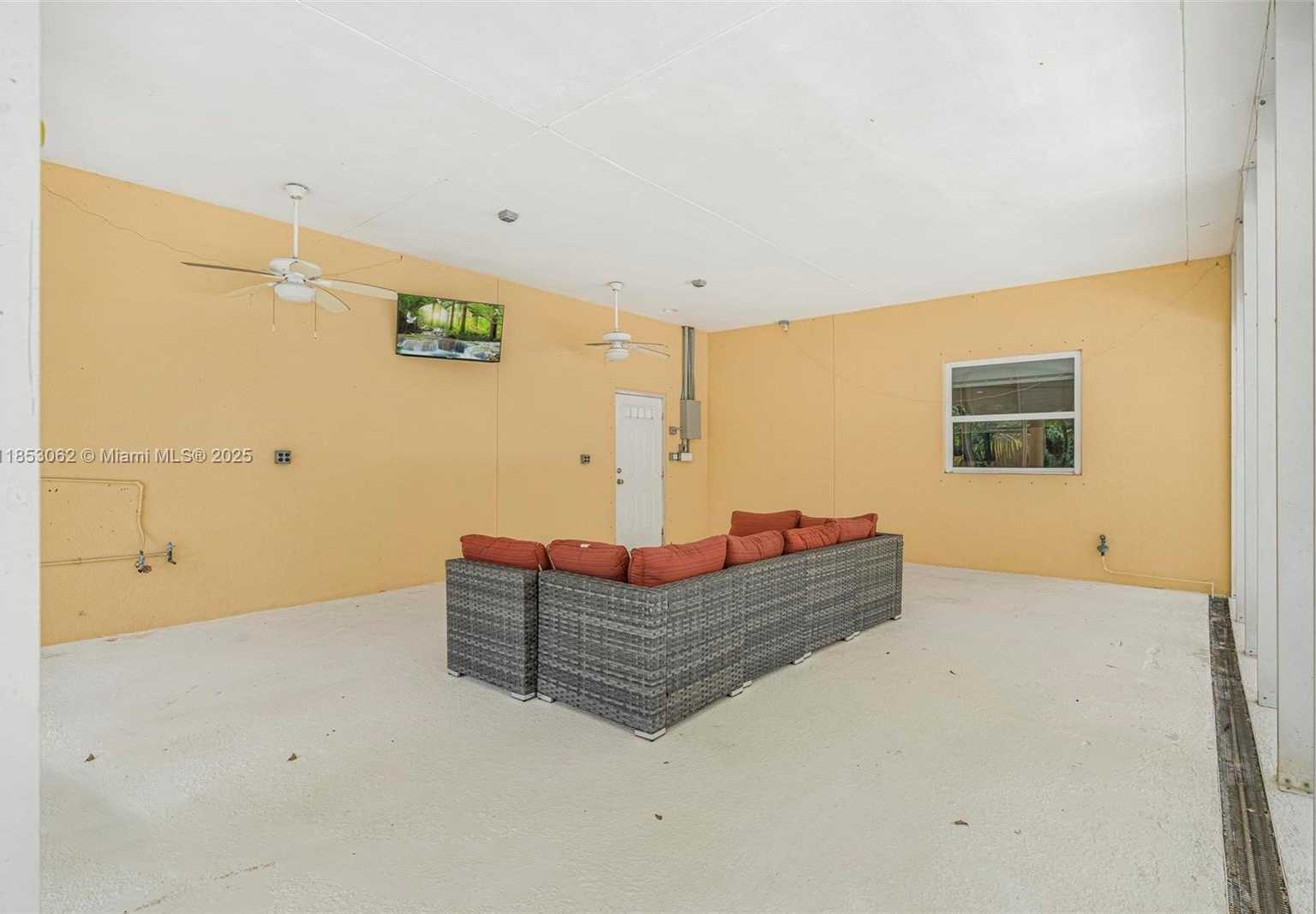 Small Image of 1640 C RD, Loxahatchee Number 86