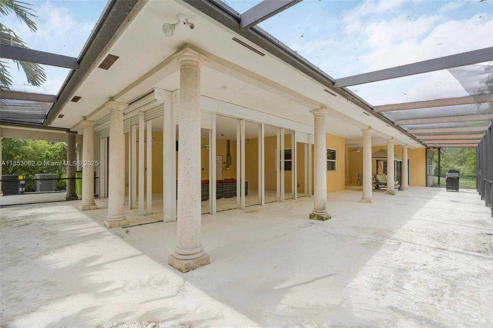 Small Image of 1640 C RD, Loxahatchee Number 87