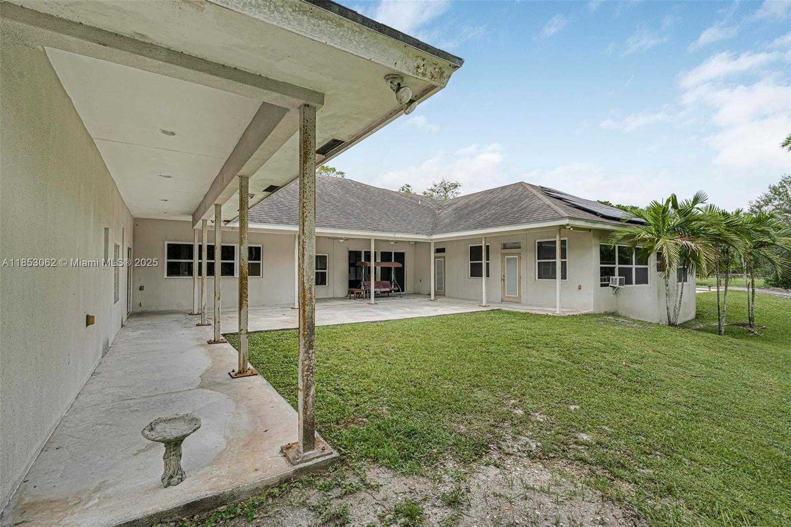 Small Image of 1640 C RD, Loxahatchee Number 89