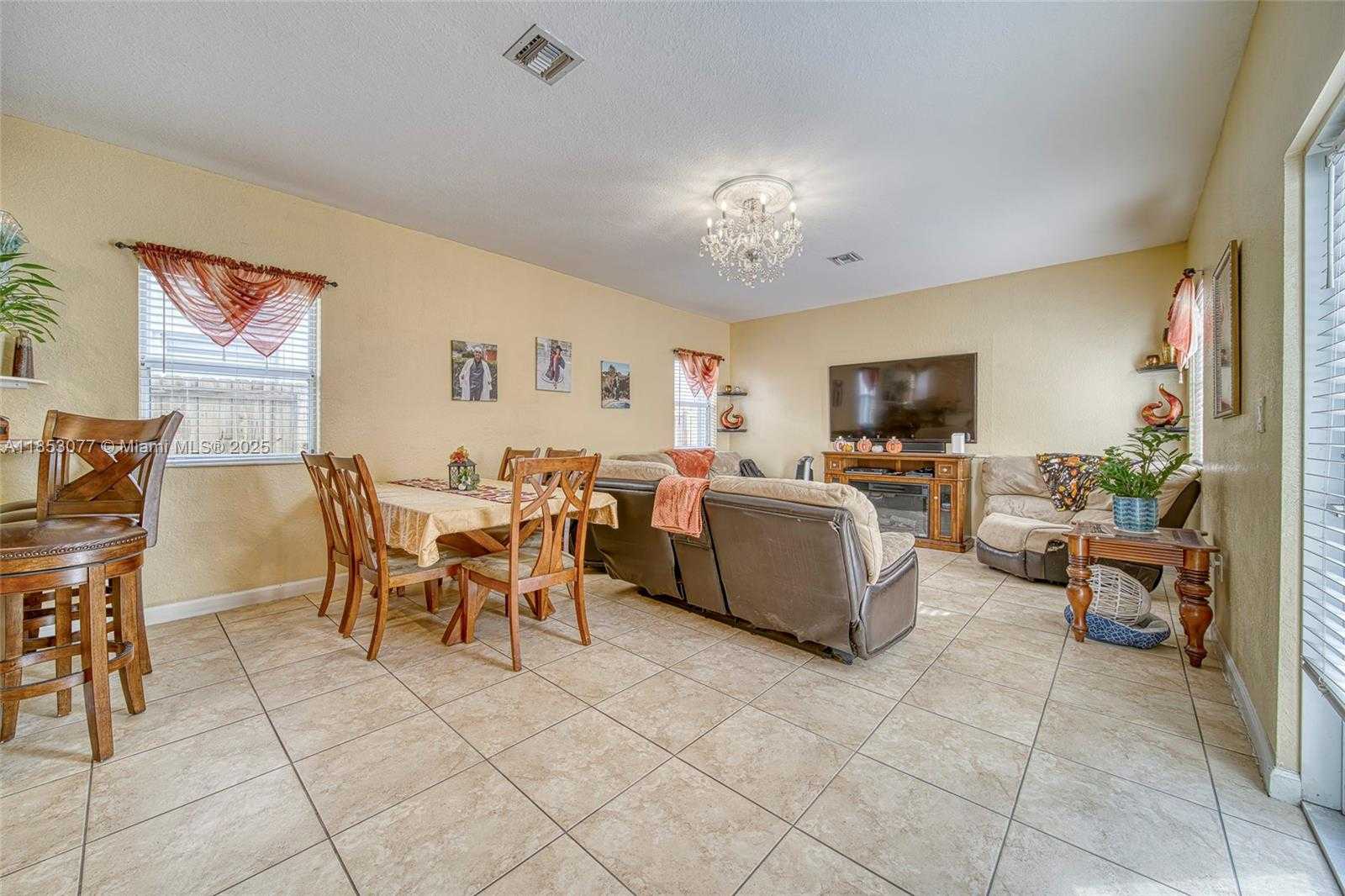 Small Image of 229 NORTH EAST 36 AVENUE RD, Homestead Number 10