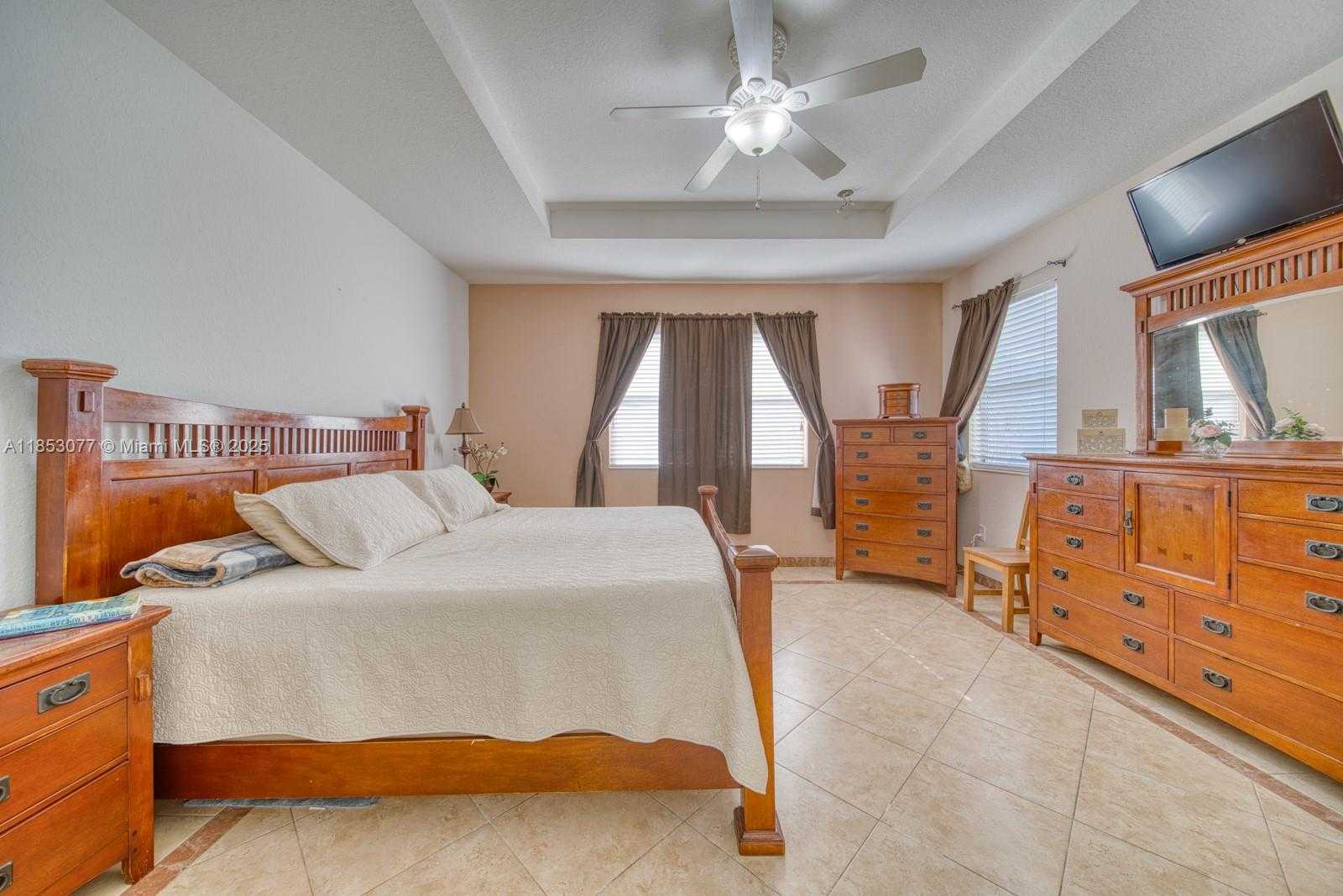 Small Image of 229 NORTH EAST 36 AVENUE RD, Homestead Number 28