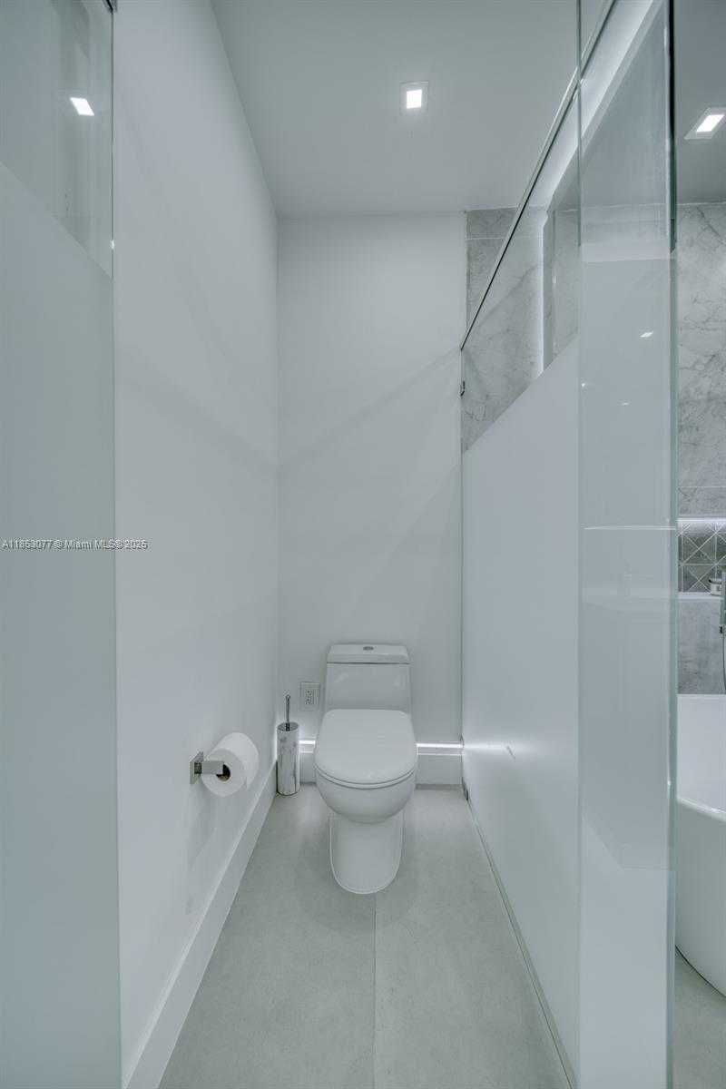 Small Image of 229 NORTH EAST 36 AVENUE RD, Homestead Number 36