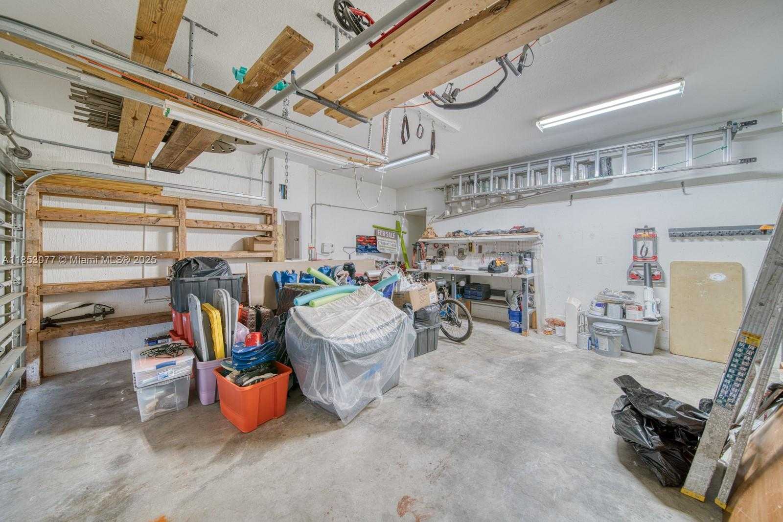 Small Image of 229 NORTH EAST 36 AVENUE RD, Homestead Number 42