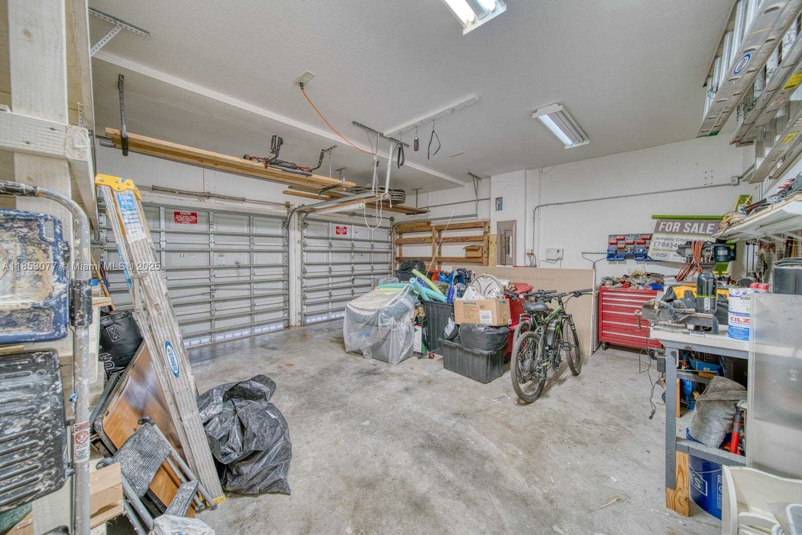 Small Image of 229 NORTH EAST 36 AVENUE RD, Homestead Number 43