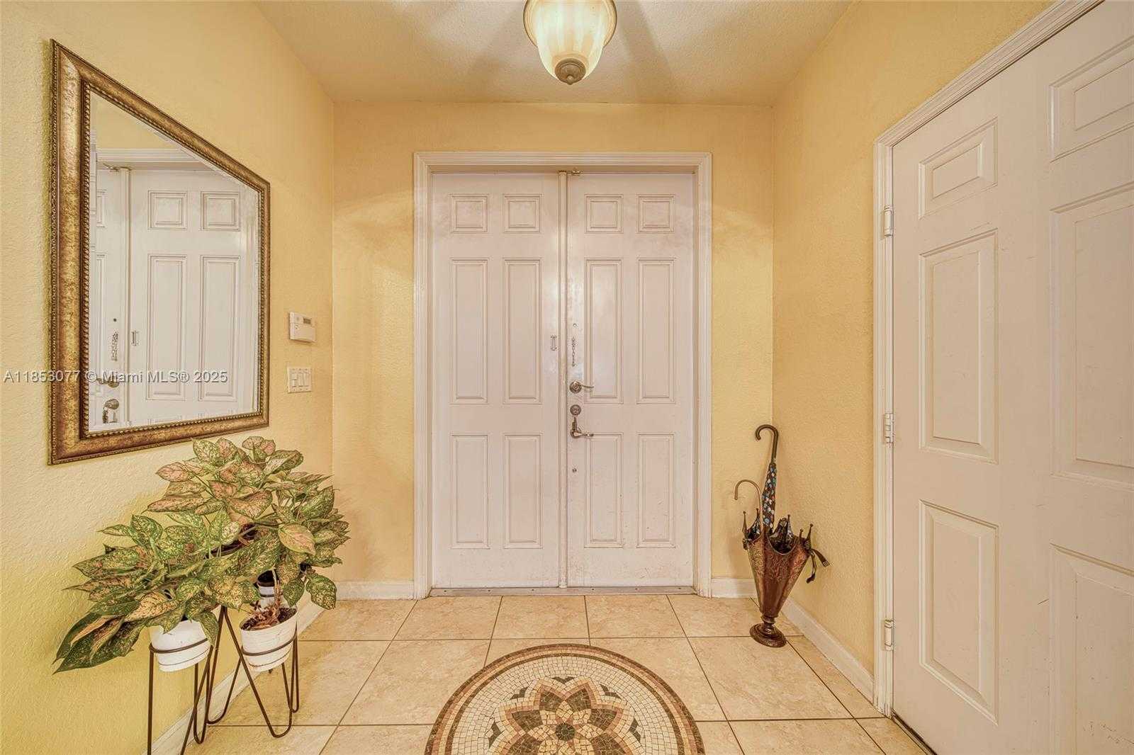Small Image of 229 NORTH EAST 36 AVENUE RD, Homestead Number 6