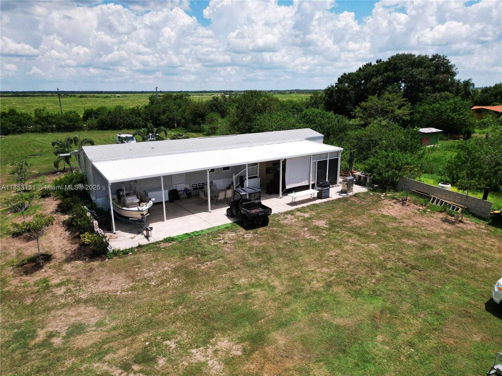 Small Image of 1321 BLUFF HAMMOCK RD, Lorida Number 18