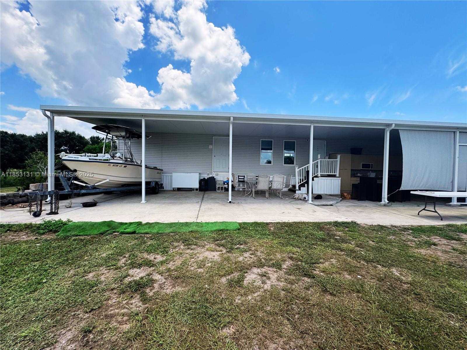 Small Image of 1321 BLUFF HAMMOCK RD, Lorida Number 19