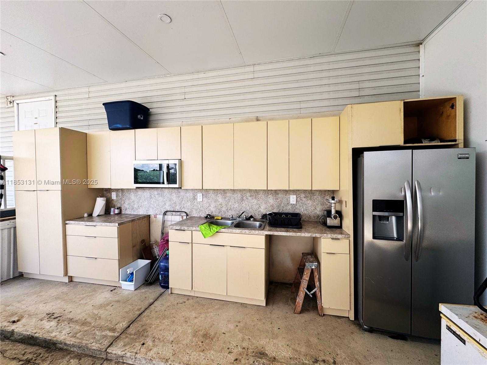 Small Image of 1321 BLUFF HAMMOCK RD, Lorida Number 21