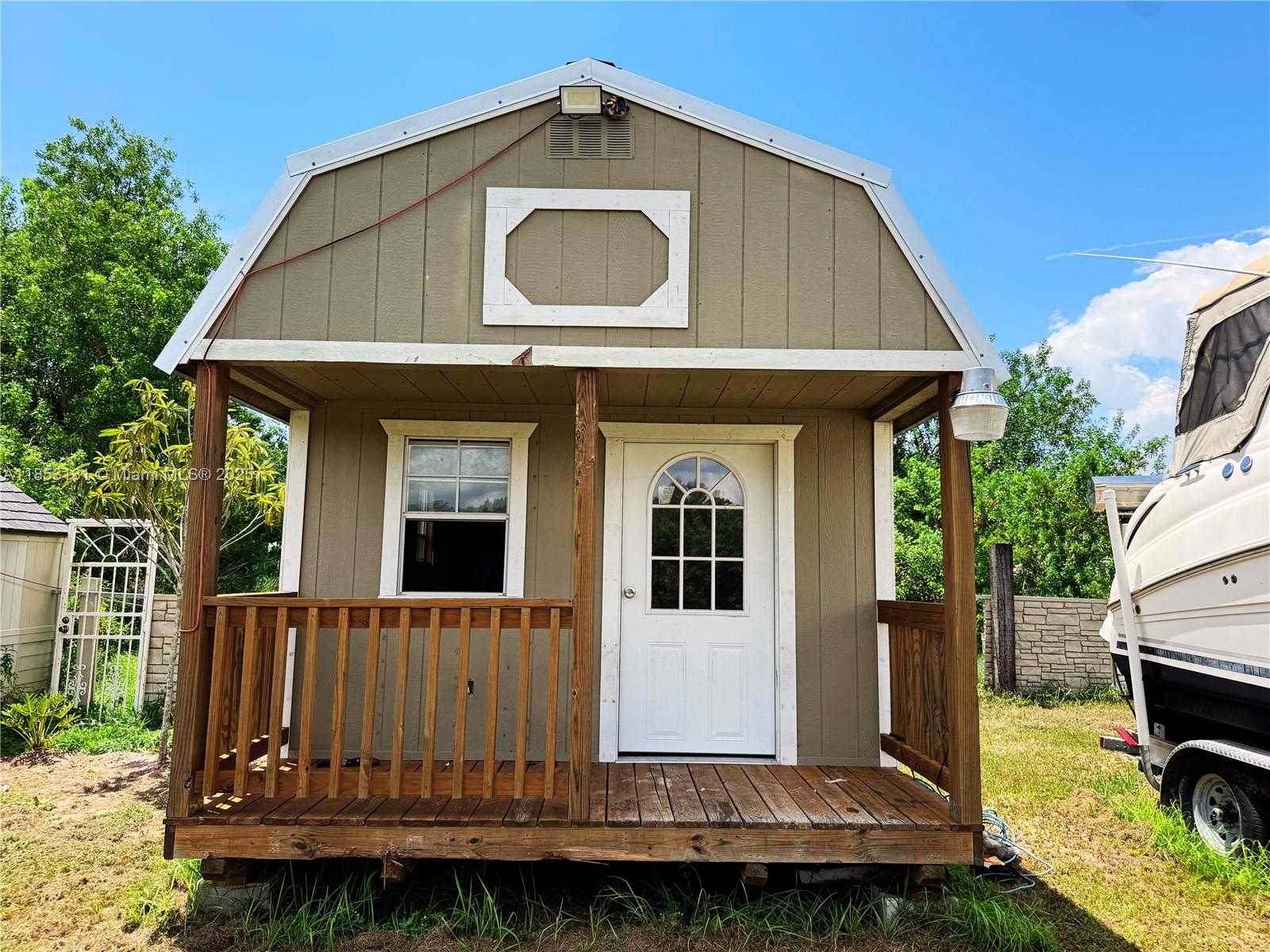 Small Image of 1321 BLUFF HAMMOCK RD, Lorida Number 24