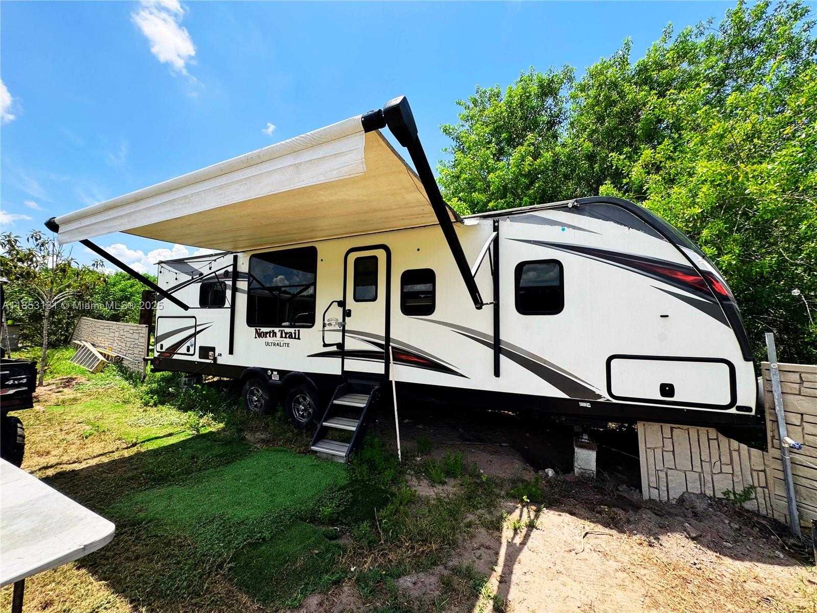 Small Image of 1321 BLUFF HAMMOCK RD, Lorida Number 26