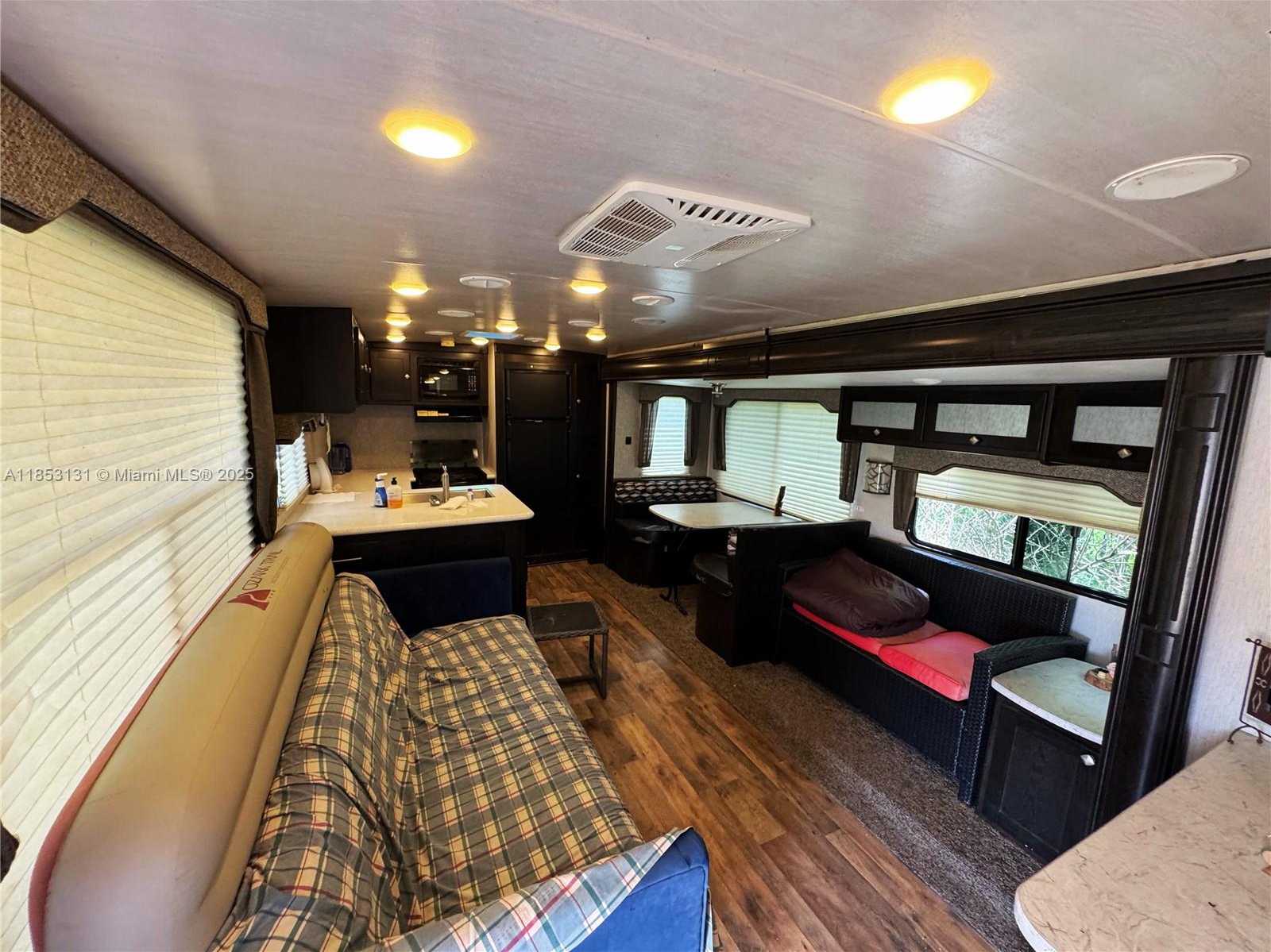 Small Image of 1321 BLUFF HAMMOCK RD, Lorida Number 27