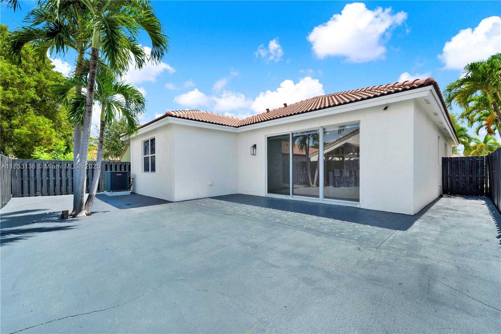 Small Image of 23824 SOUTH WEST 107TH PL, Homestead Number 3