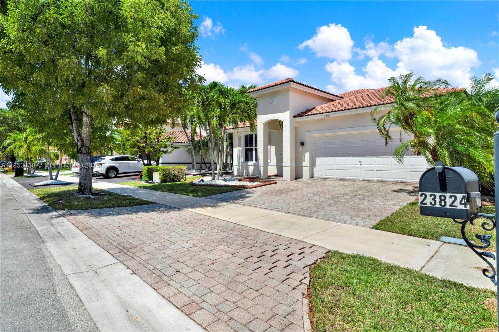 Small Image of 23824 SOUTH WEST 107TH PL, Homestead Number 5