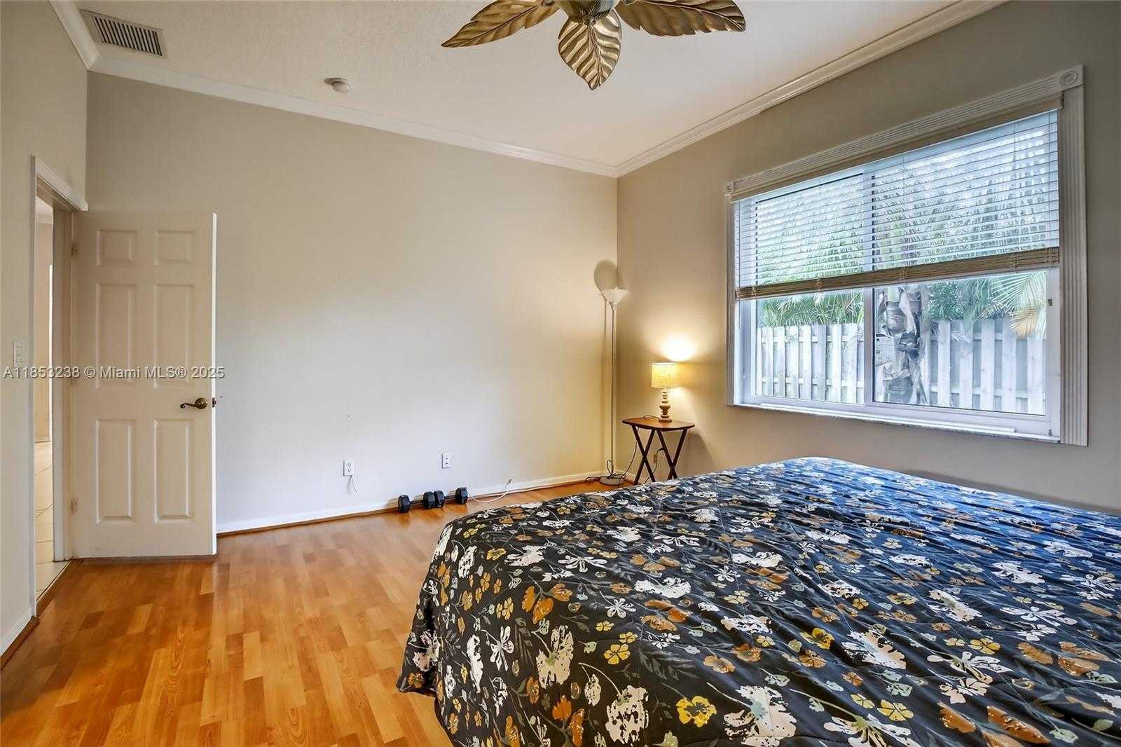 Small Image of 19138 STONEBROOK ST, Weston Number 20