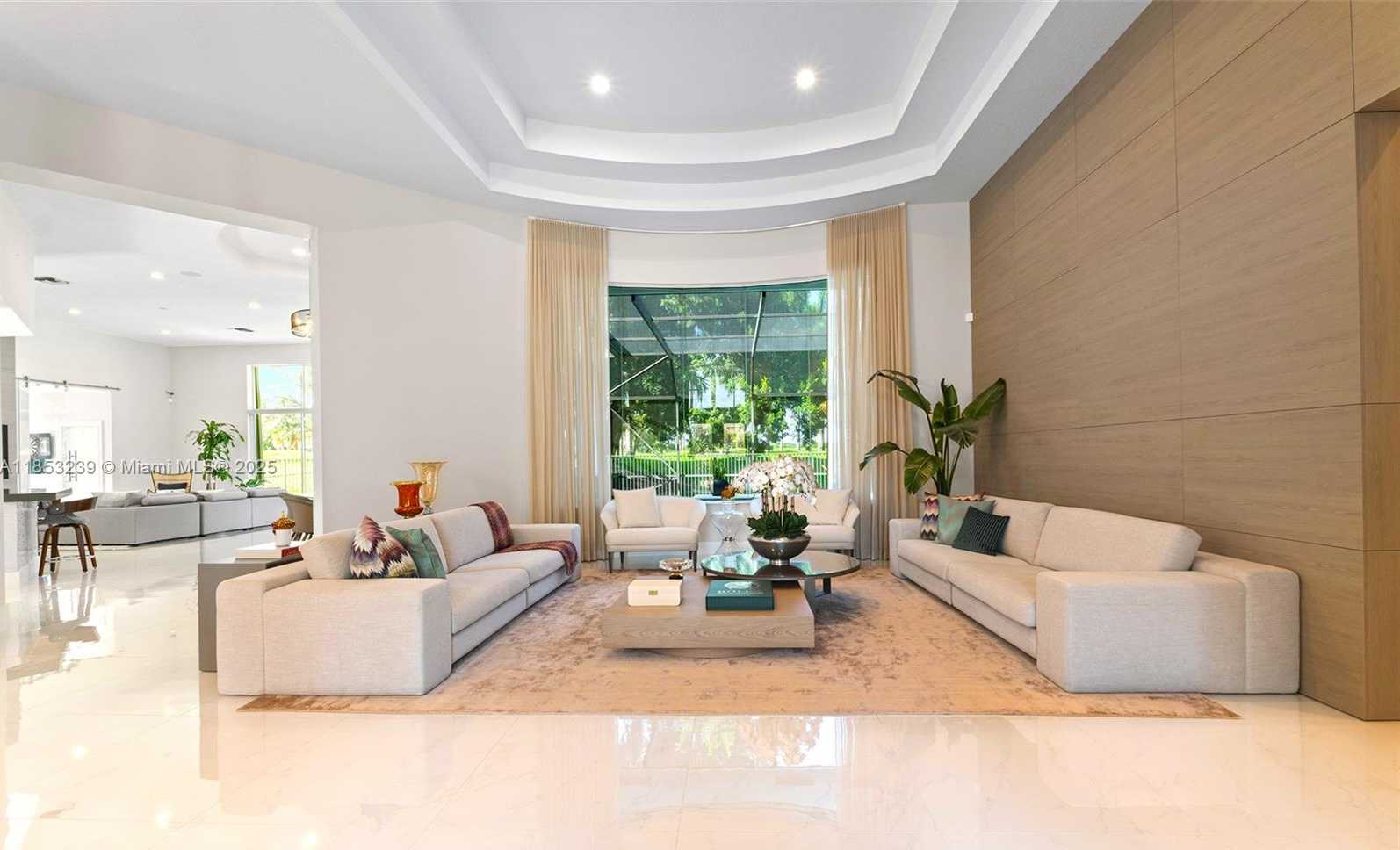 Small Image of 2438 POINCIANA CT, Weston Number 24