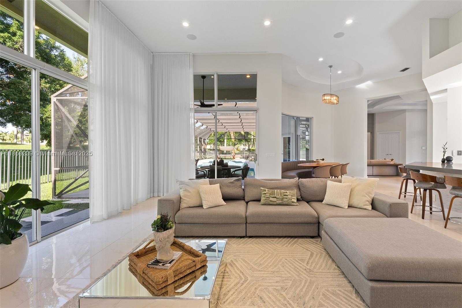 Small Image of 2438 POINCIANA CT, Weston Number 49