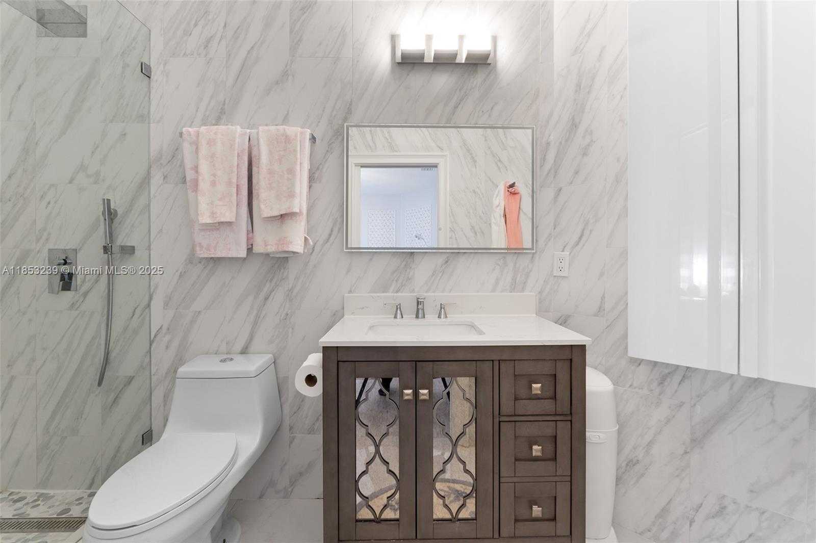 Small Image of 2438 POINCIANA CT, Weston Number 57