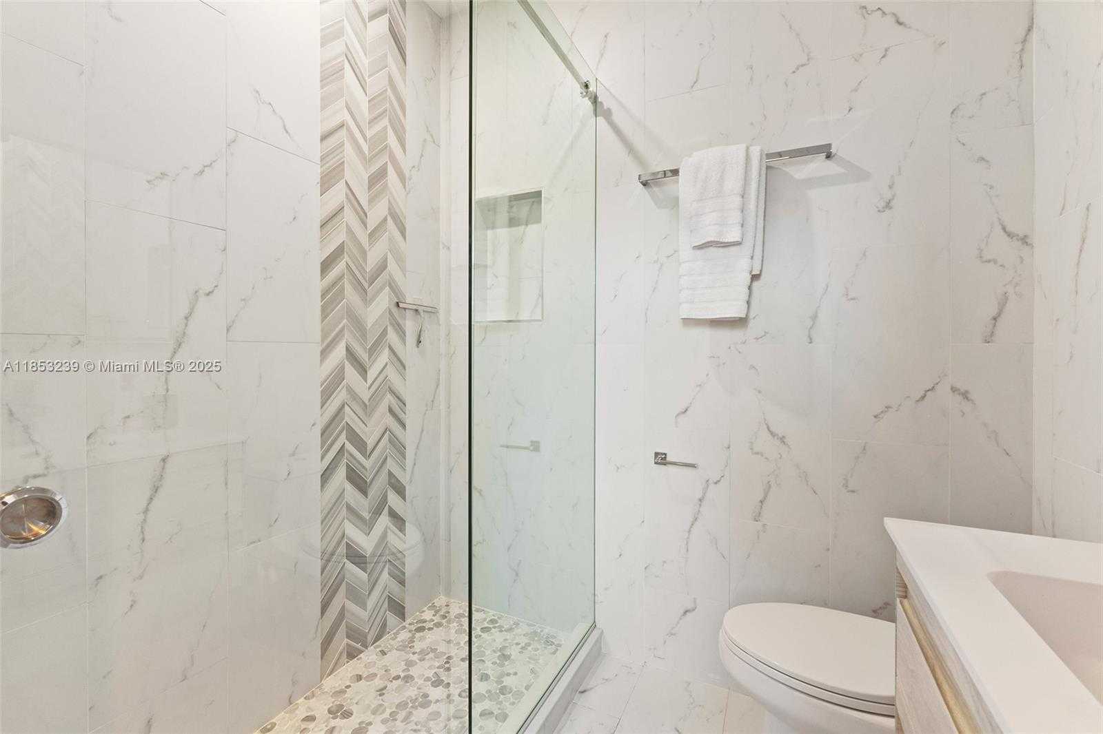 Small Image of 2438 POINCIANA CT, Weston Number 65