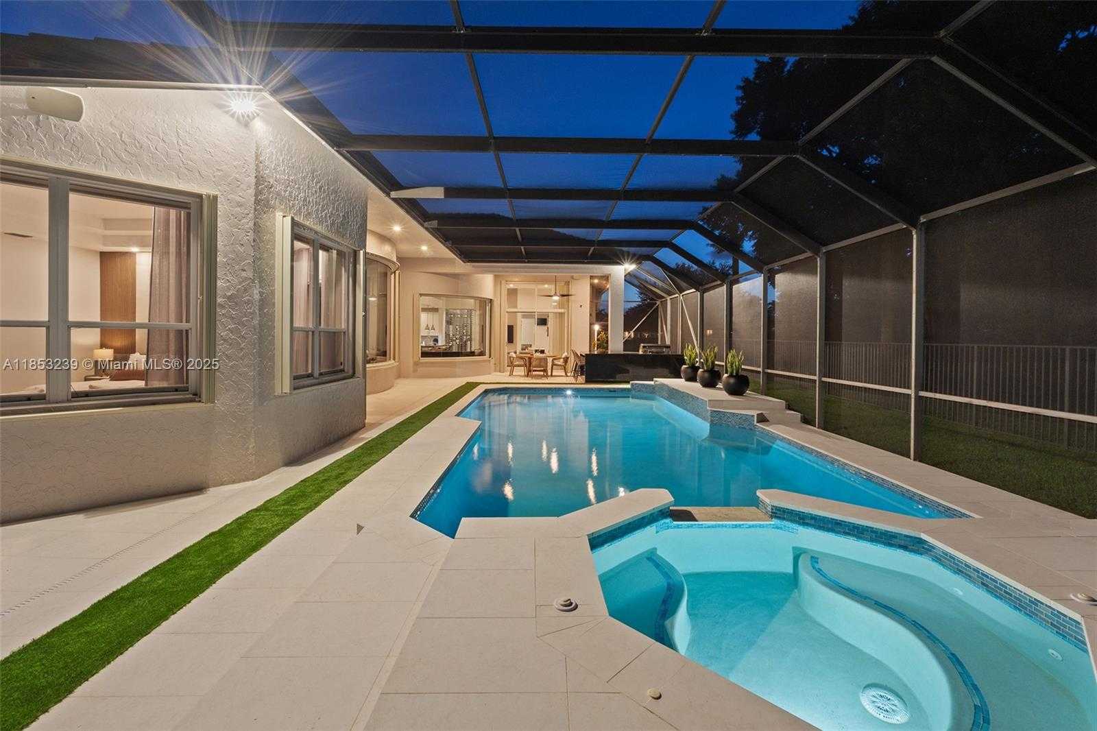 Small Image of 2438 POINCIANA CT, Weston Number 80