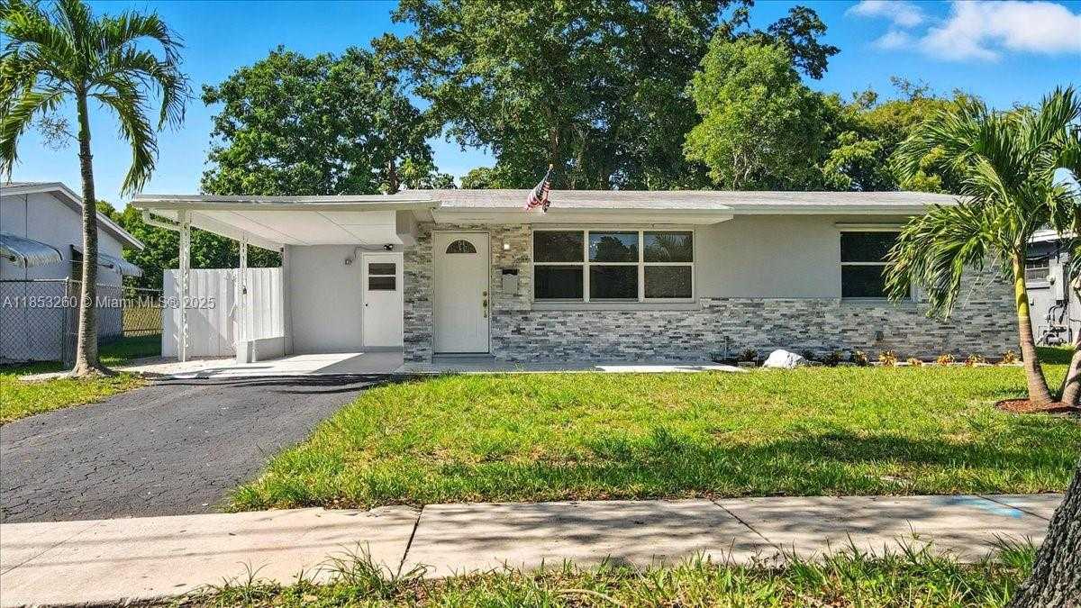 Small Image of 9207 SOUTH WEST 49TH PL, Cooper City Number 2