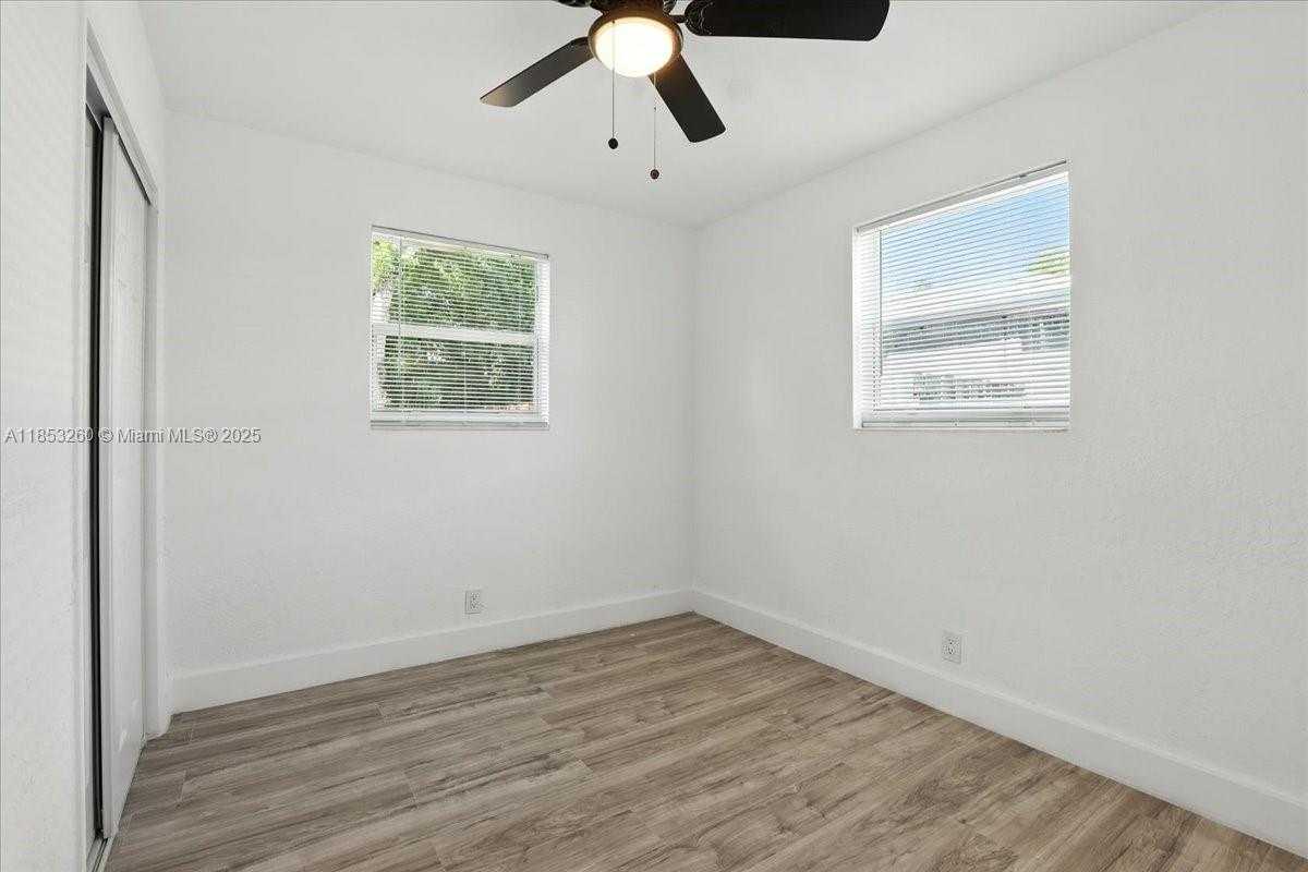 Small Image of 9207 SOUTH WEST 49TH PL, Cooper City Number 29