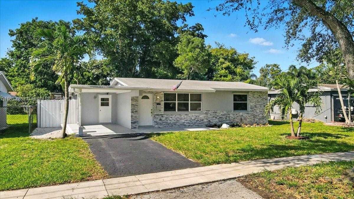 Small Image of 9207 SOUTH WEST 49TH PL, Cooper City Number 3