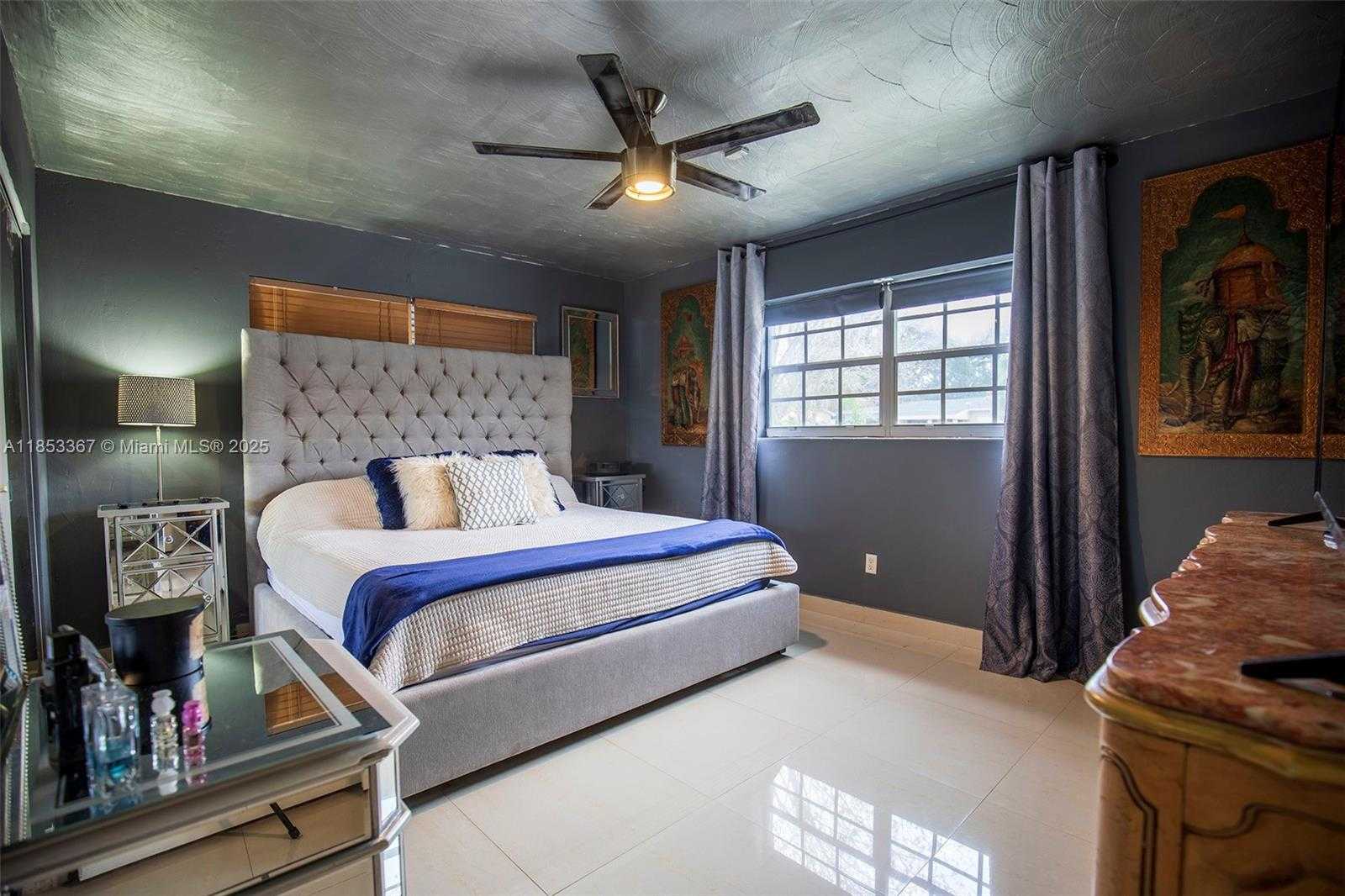 Small Image of 6445 SOUTH FUNSTON ST, Hollywood Number 8