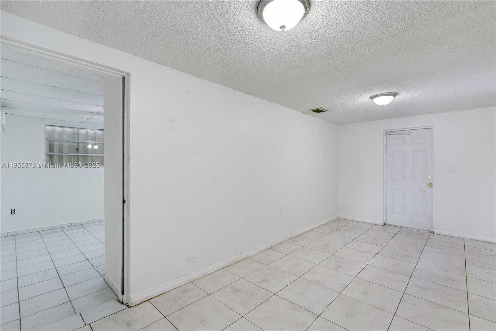 Small Image of 561 EAST 62ND ST, Hialeah Number 14