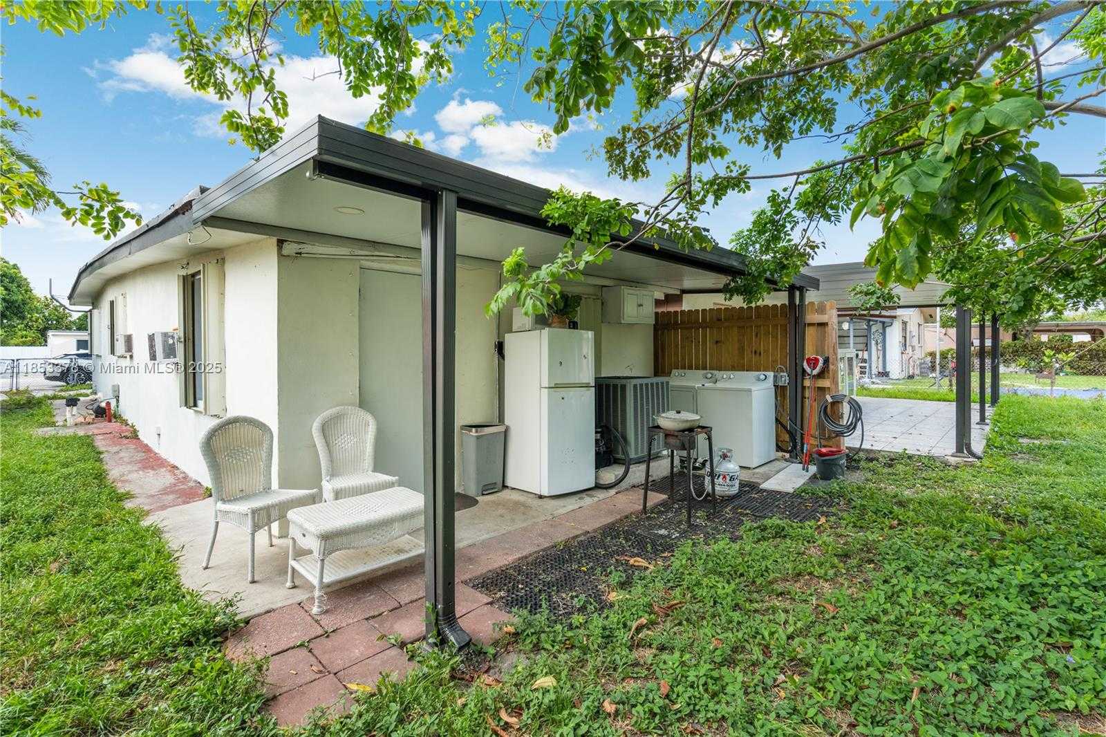 Small Image of 561 EAST 62ND ST, Hialeah Number 20