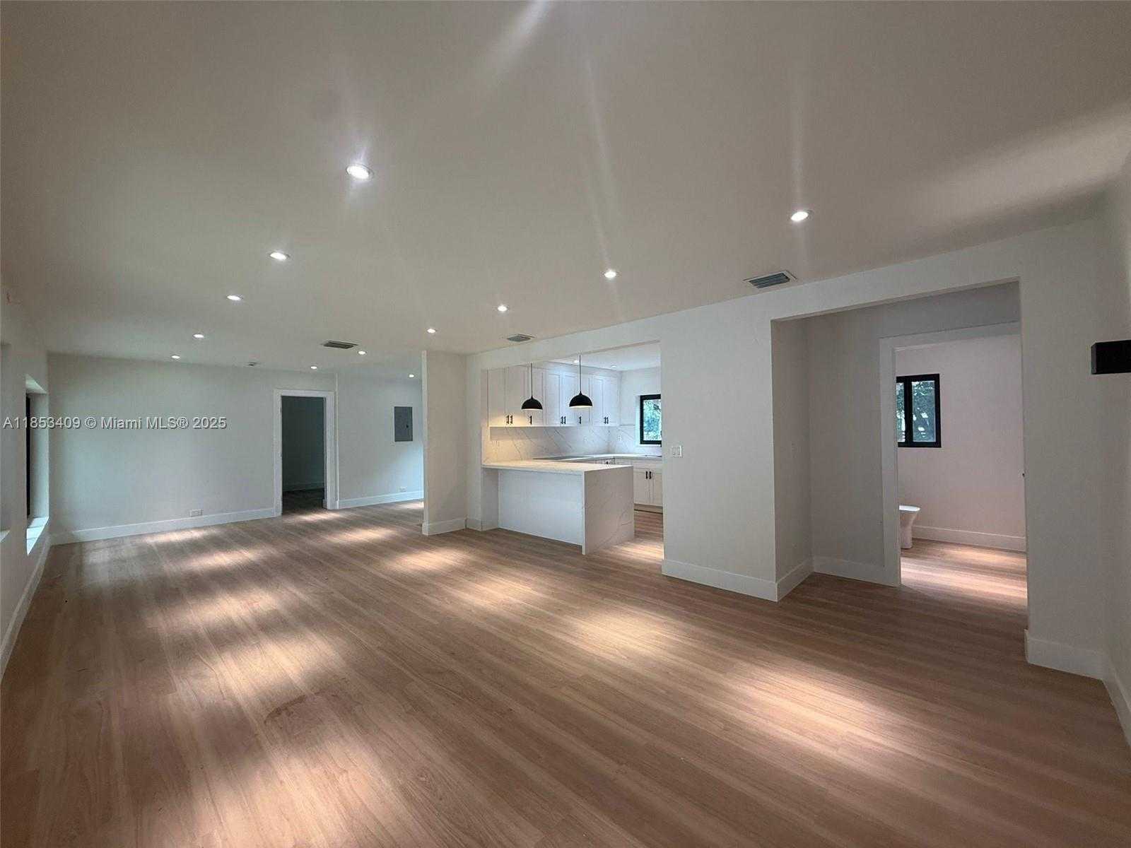 Small Image of 173 NORTH WEST 107TH ST, Miami Shores Number 18