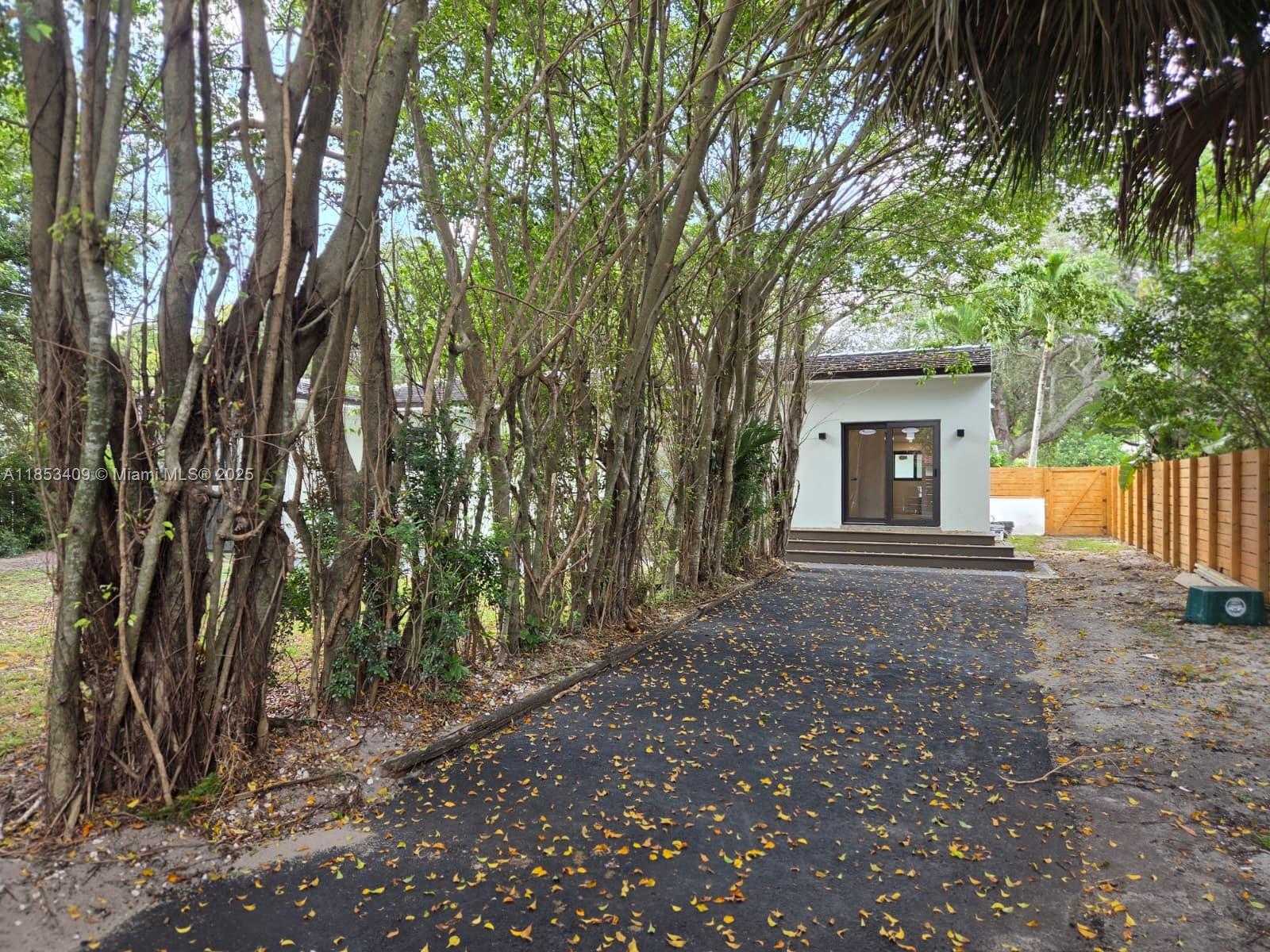 Small Image of 173 NORTH WEST 107TH ST, Miami Shores Number 21