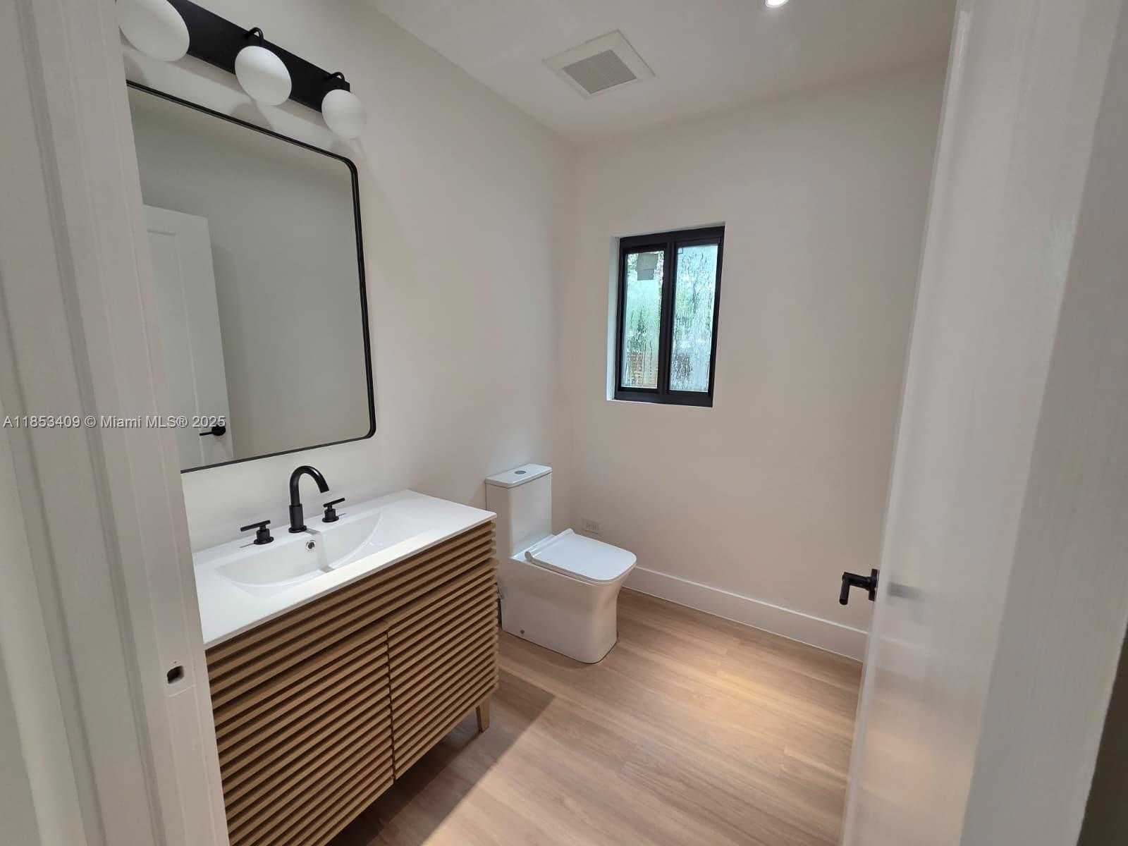 Small Image of 173 NORTH WEST 107TH ST, Miami Shores Number 26