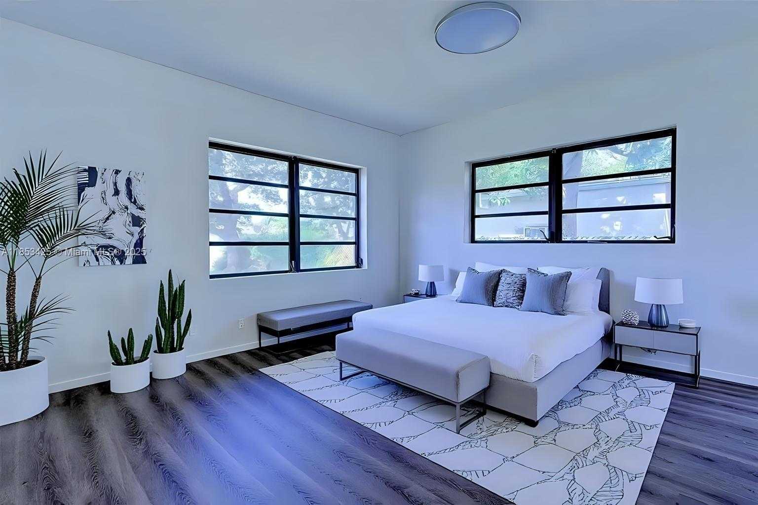 Small Image of 372 WEST DAYTON CIR, Fort Lauderdale Number 6