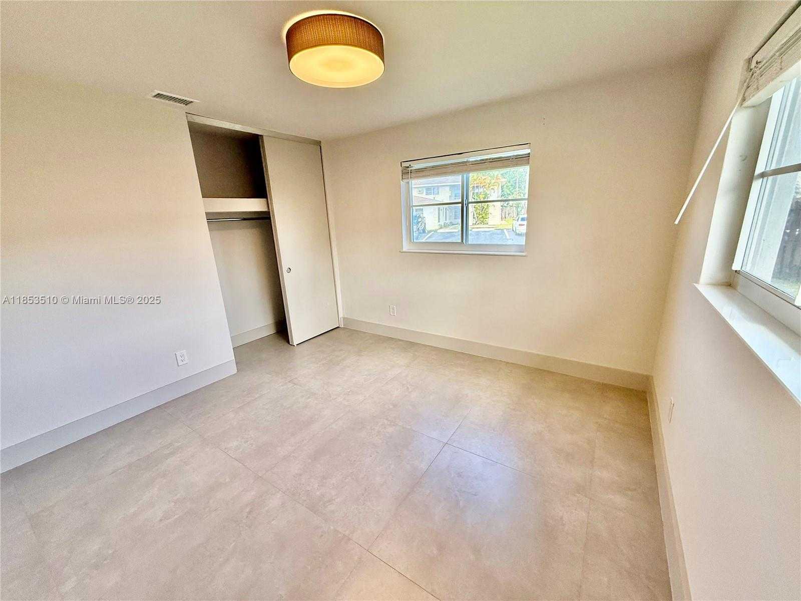 Small Image of 1630 NORTH EAST 34TH CT, Pompano Beach Number 14
