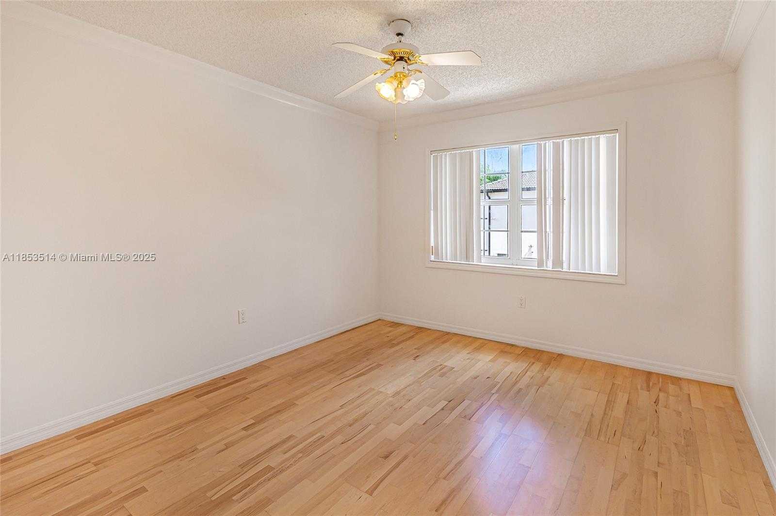 Small Image of 7725 NORTH WEST 192ND ST, Hialeah Number 24
