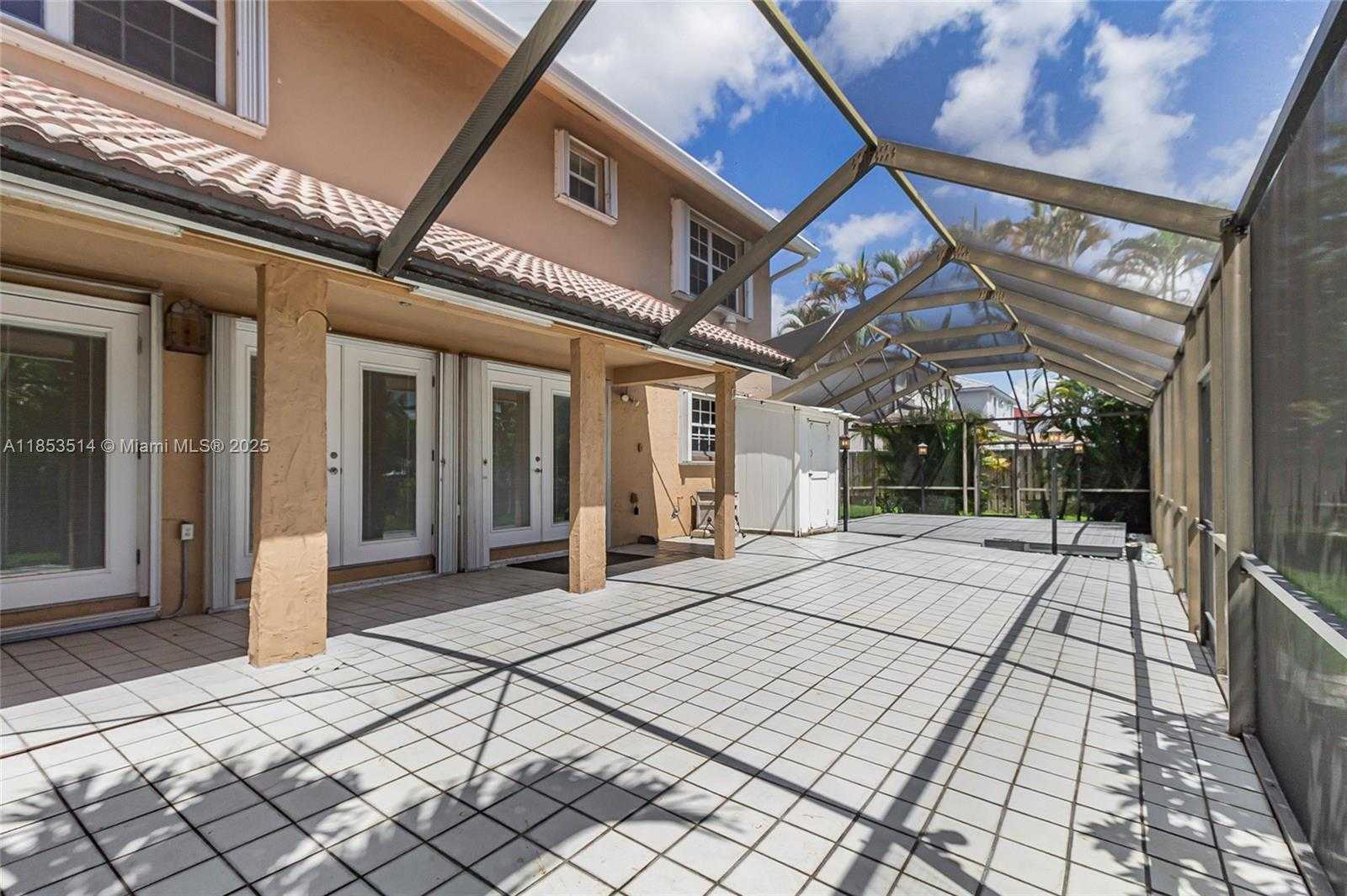 Small Image of 7725 NORTH WEST 192ND ST, Hialeah Number 29