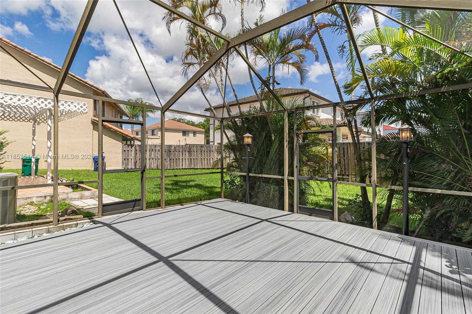 Small Image of 7725 NORTH WEST 192ND ST, Hialeah Number 30