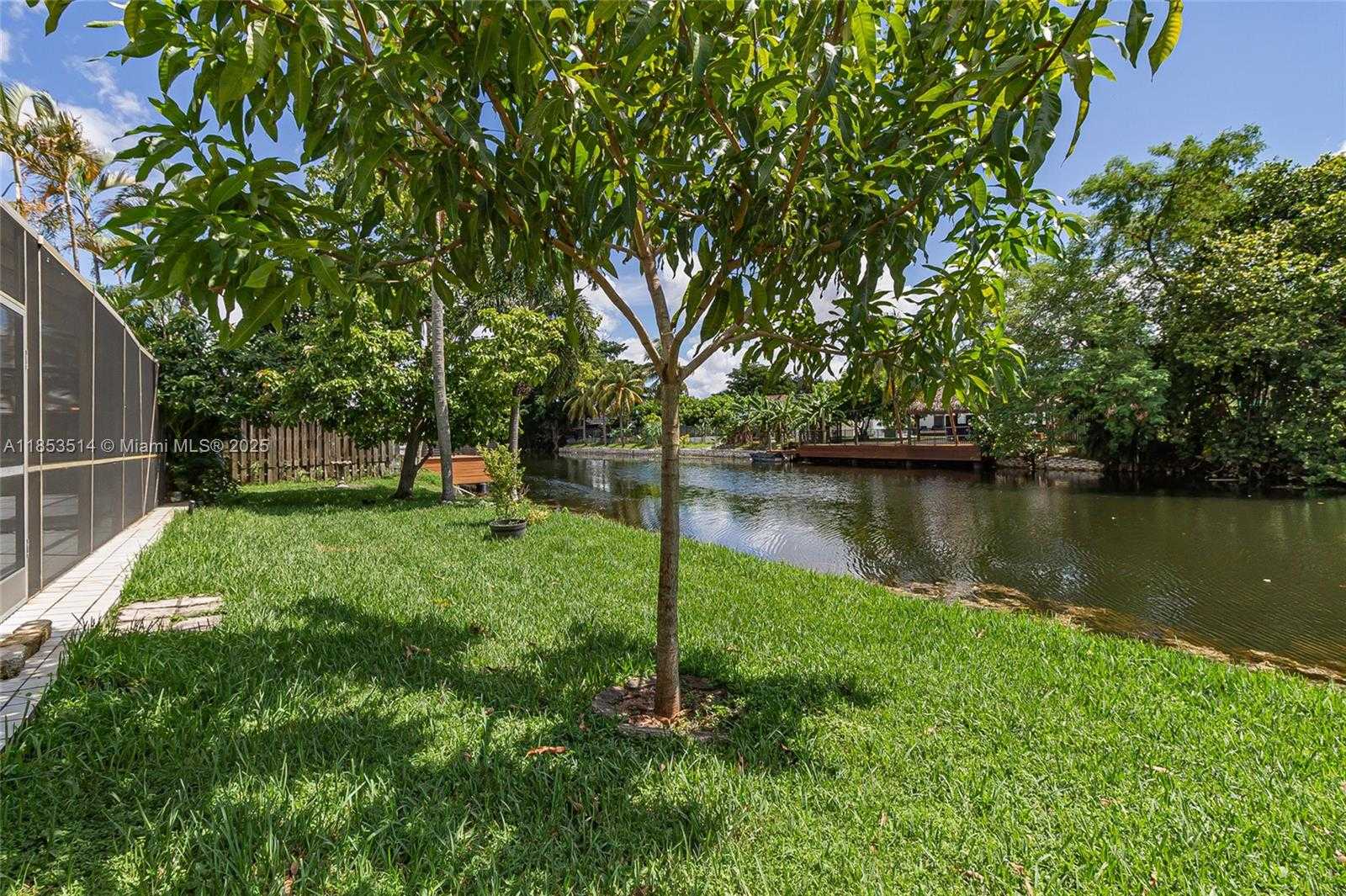 Small Image of 7725 NORTH WEST 192ND ST, Hialeah Number 31