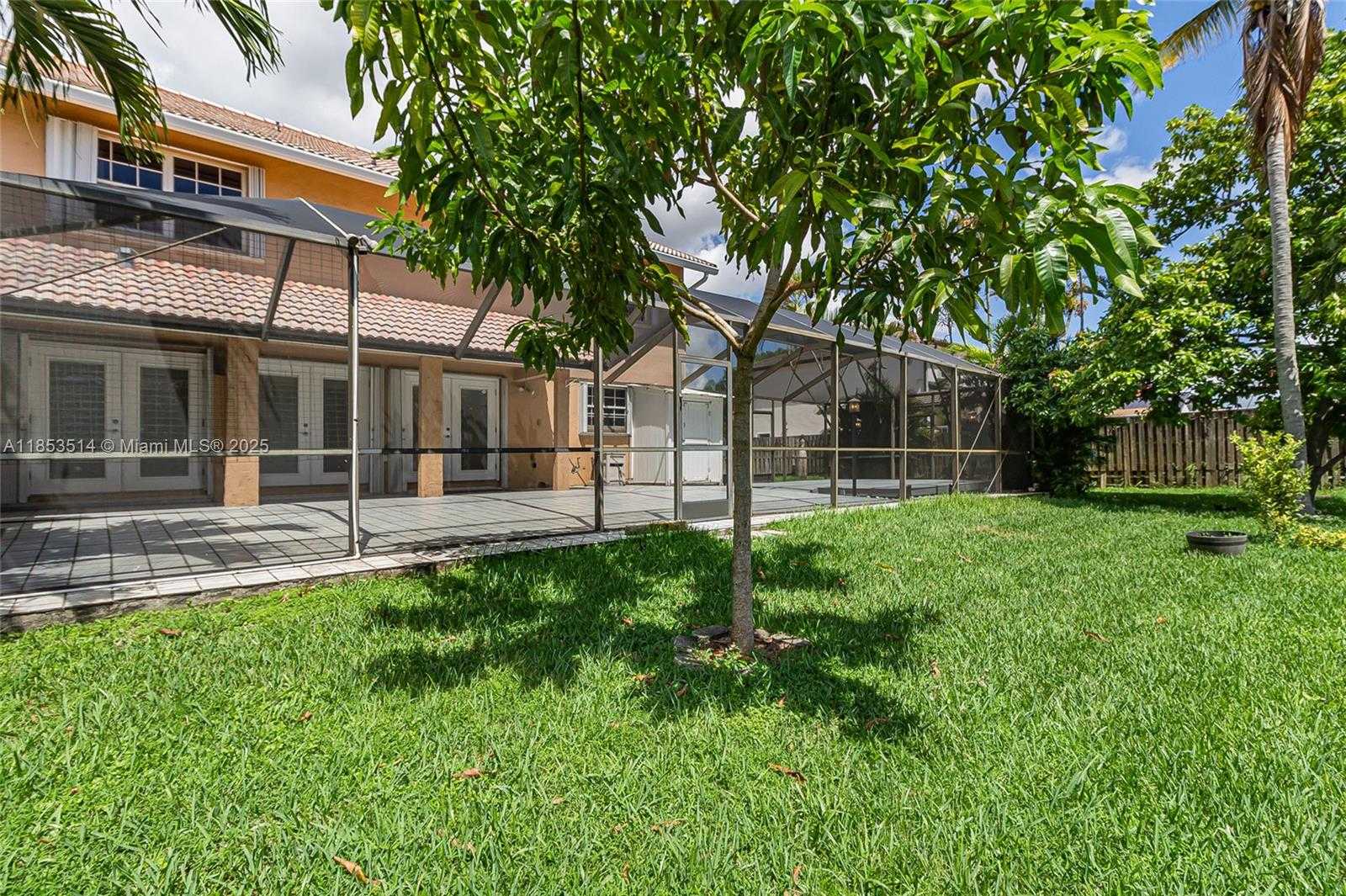 Small Image of 7725 NORTH WEST 192ND ST, Hialeah Number 32