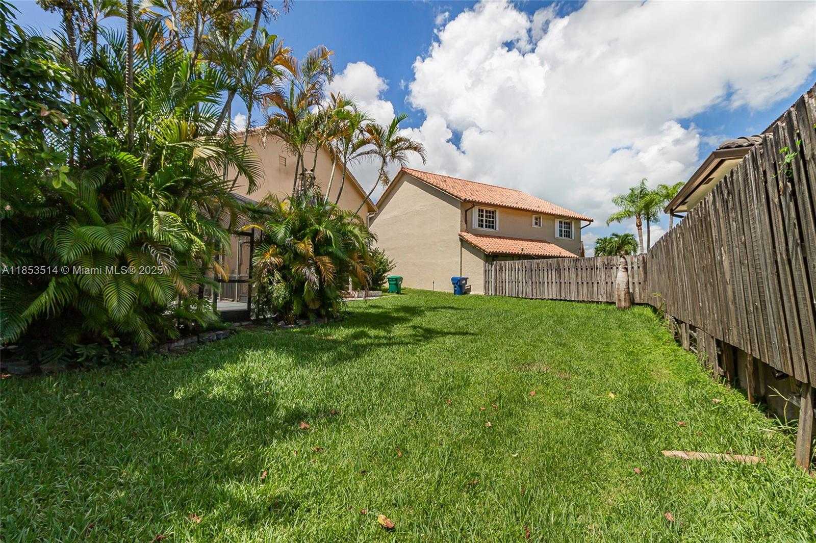 Small Image of 7725 NORTH WEST 192ND ST, Hialeah Number 33