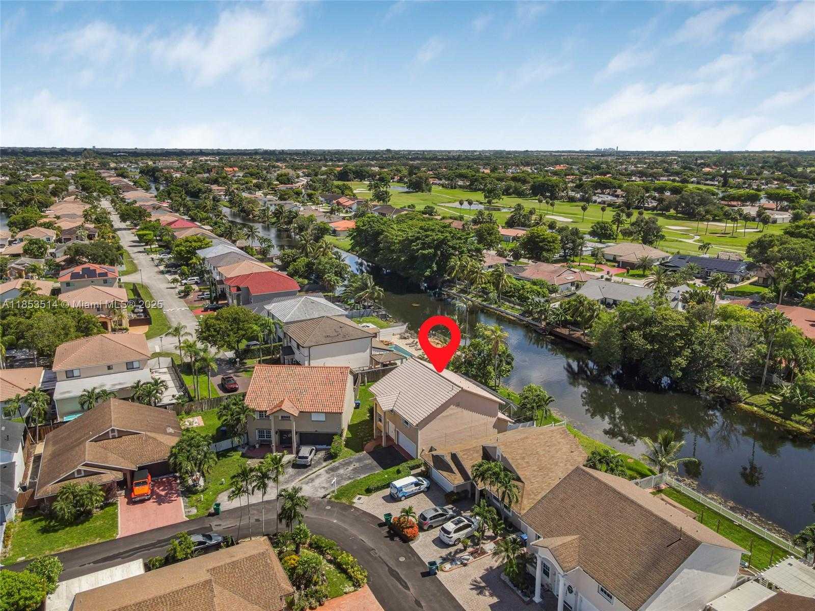 Small Image of 7725 NORTH WEST 192ND ST, Hialeah Number 36