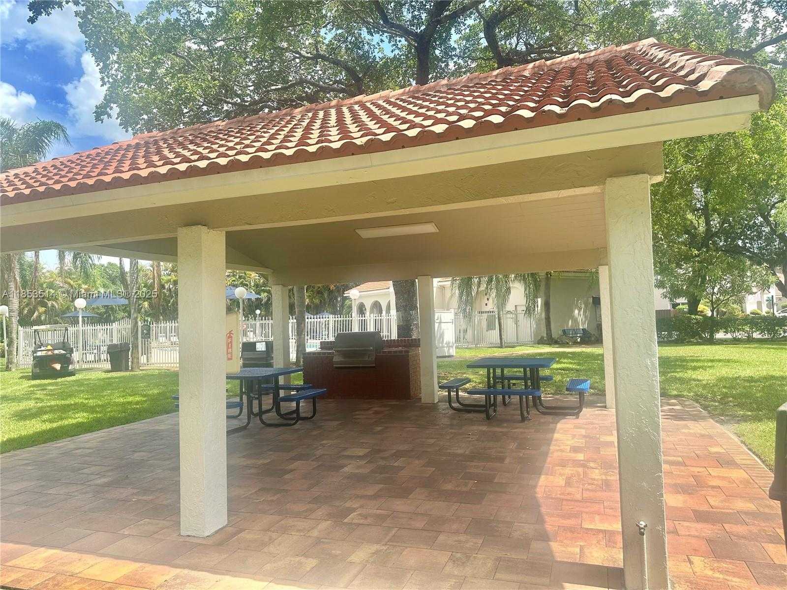 Small Image of 7725 NORTH WEST 192ND ST, Hialeah Number 42