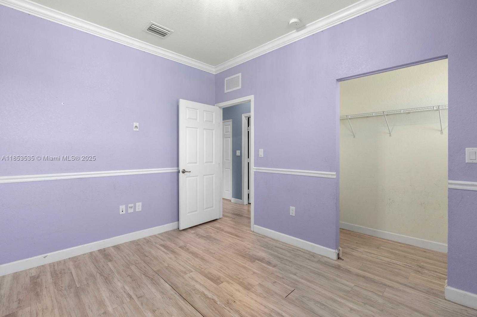 Small Image of 3136 SOUTH EAST 2ND DR, Homestead Number 21