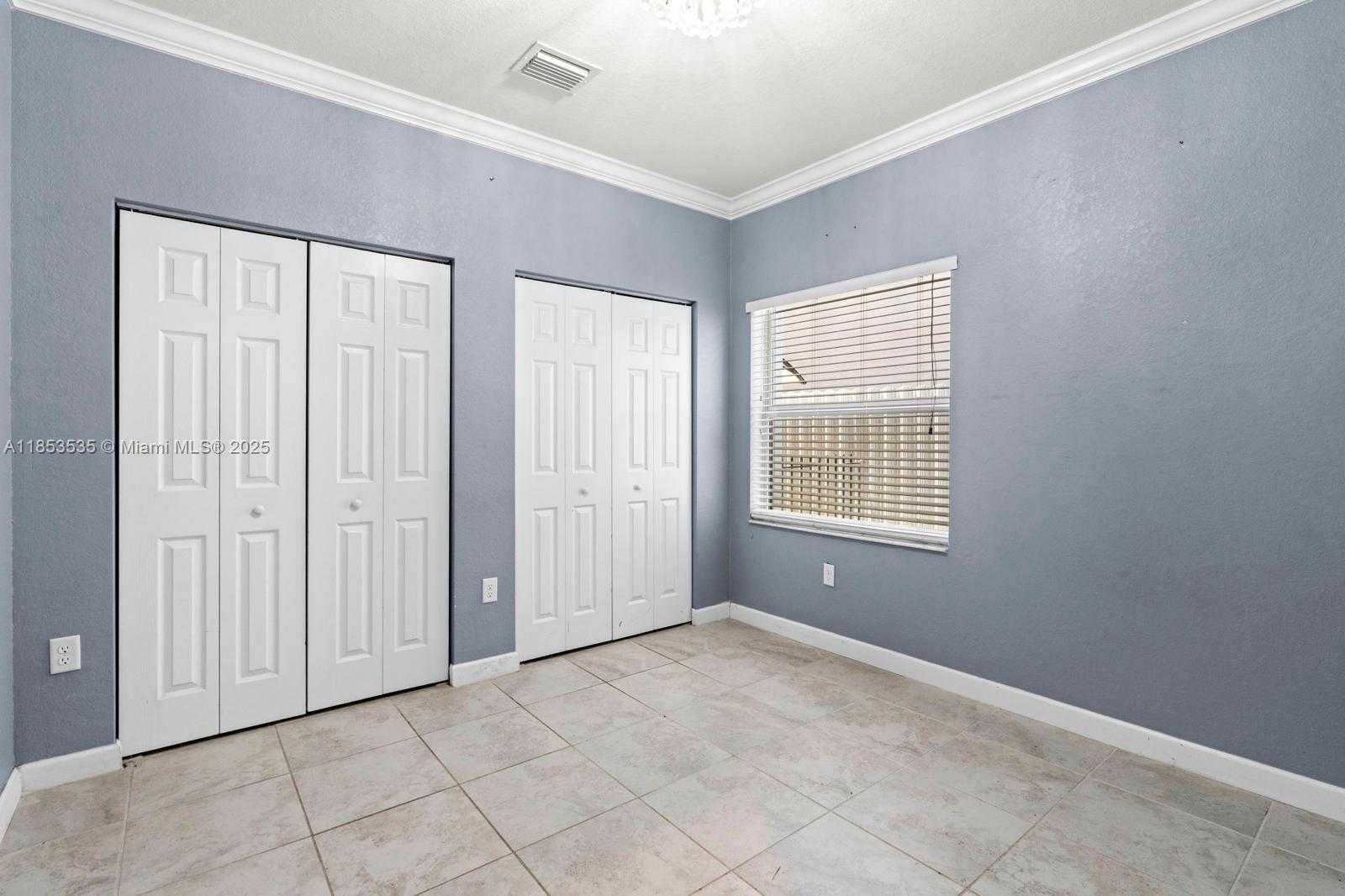 Small Image of 3136 SOUTH EAST 2ND DR, Homestead Number 3