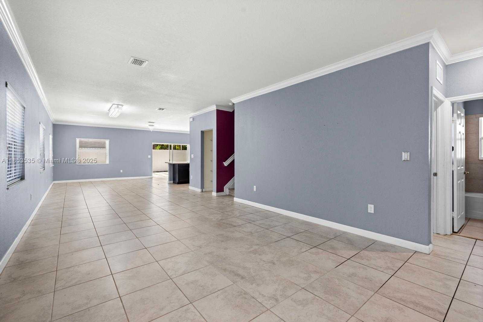 Small Image of 3136 SOUTH EAST 2ND DR, Homestead Number 5