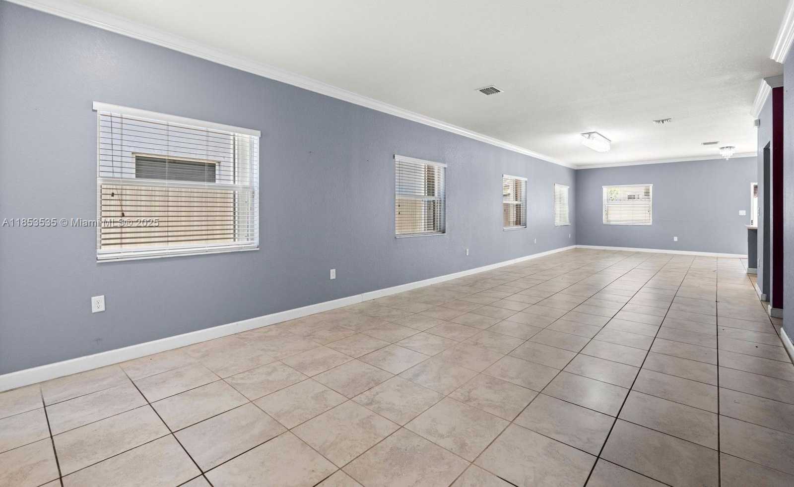 Small Image of 3136 SOUTH EAST 2ND DR, Homestead Number 6