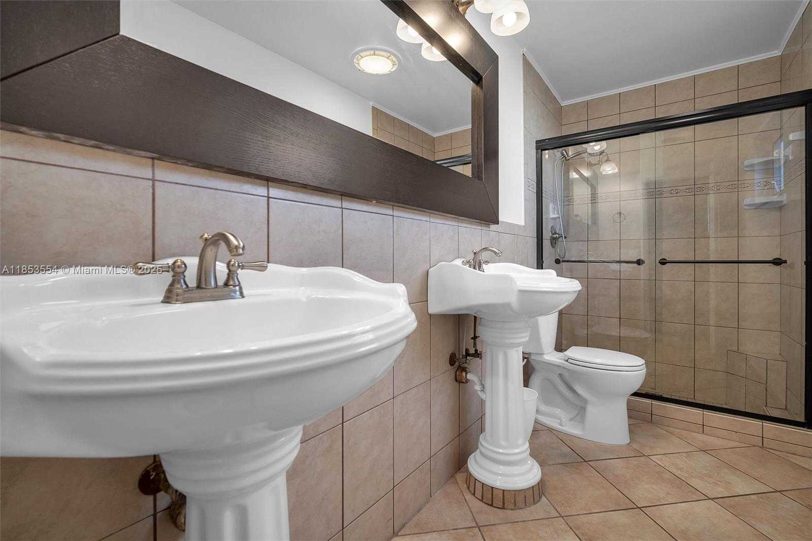 Small Image of 1125 NORTH 13TH CT, Hollywood Number 9