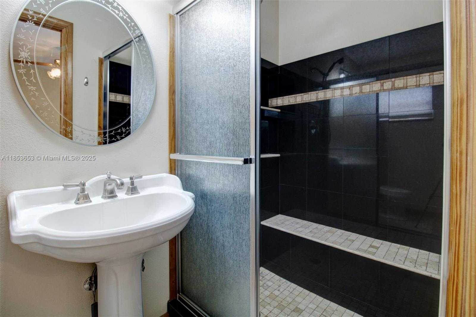 Small Image of 10250 CARIBBEAN BLVD, Cutler Bay Number 10